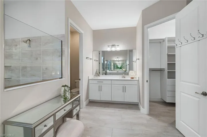 13556 Blue Bay Cir, Fort Myers, Florida 33913