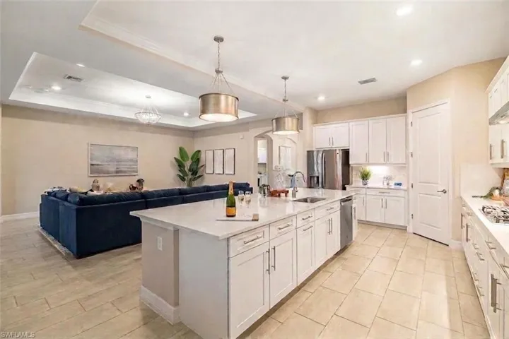 13556 Blue Bay Cir, Fort Myers, Florida 33913