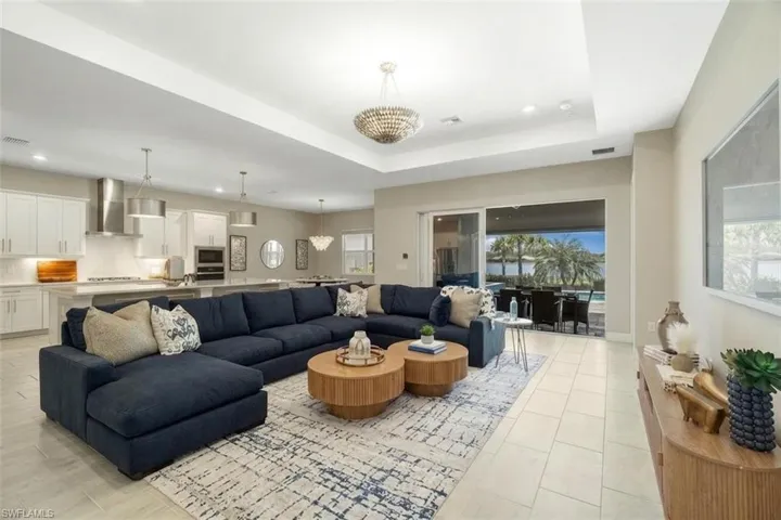 13556 Blue Bay Cir, Fort Myers, Florida 33913