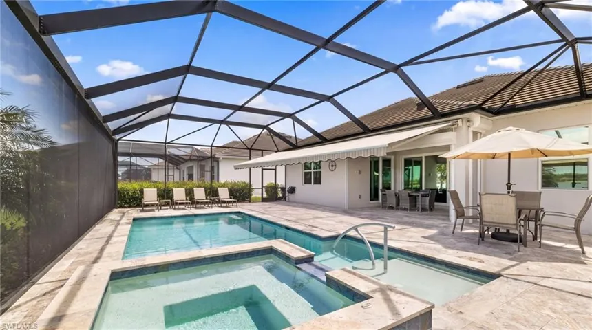 13556 Blue Bay Cir, Fort Myers, Florida 33913