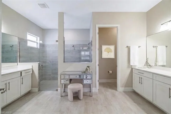 13556 Blue Bay Cir, Fort Myers, Florida 33913