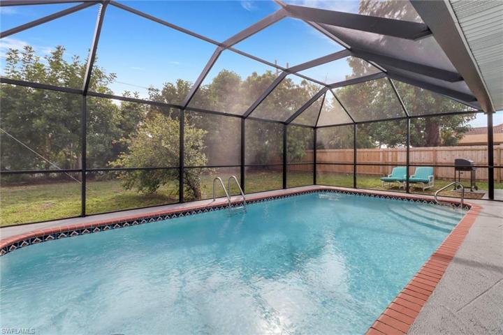 206  Cape Coral W PKWY, Cape Coral, FL 33914