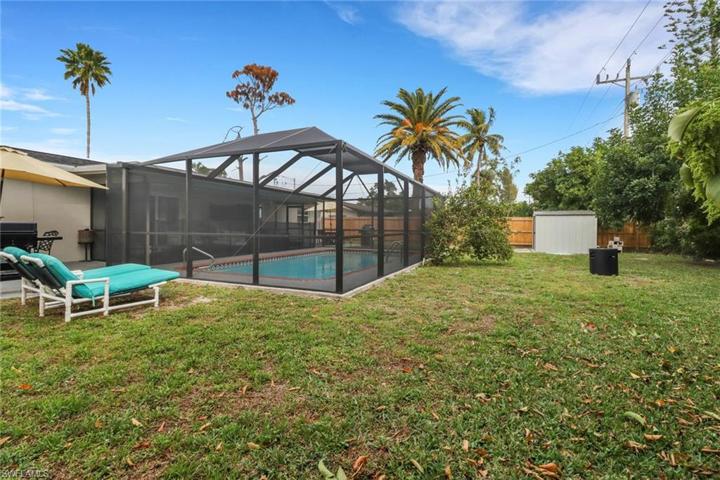 206  Cape Coral W PKWY, Cape Coral, FL 33914