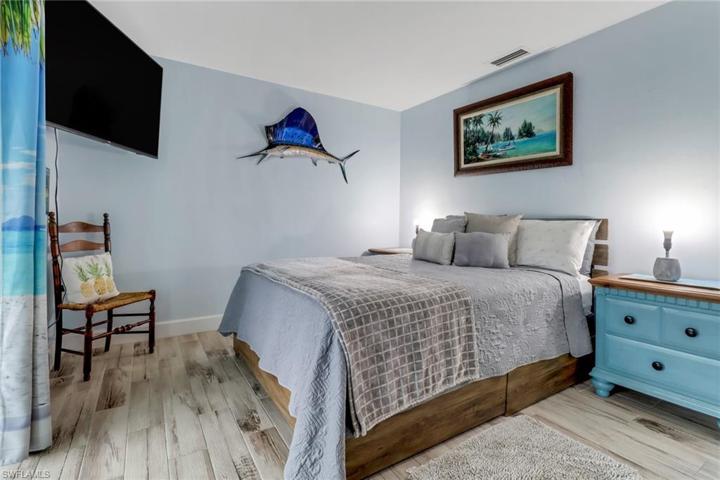 206  Cape Coral W PKWY, Cape Coral, FL 33914
