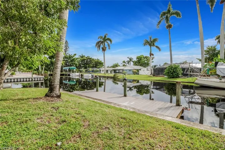 1152  Harbor  DR, North Fort Myers, FL 33917