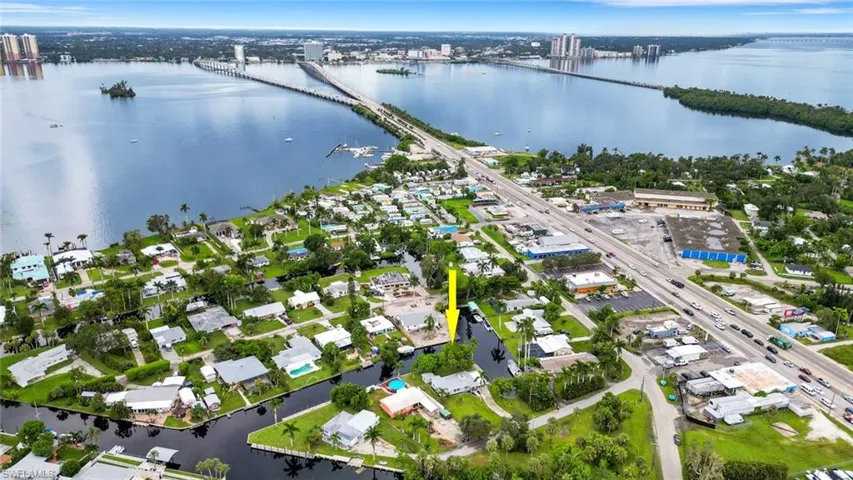 1152  Harbor  DR, North Fort Myers, FL 33917