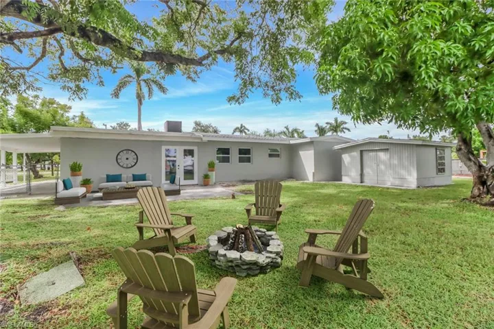 1152  Harbor  DR, North Fort Myers, FL 33917