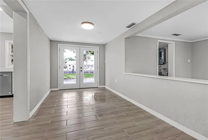 1152  Harbor  DR, North Fort Myers, FL 33917