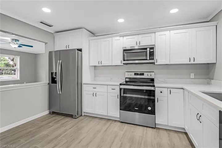 1152  Harbor  DR, North Fort Myers, FL 33917