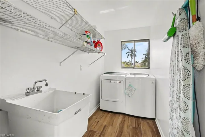 Large Laundry!