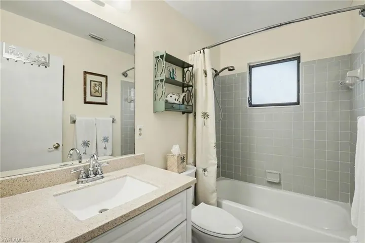 Guest Bath with a Tiled Shower!