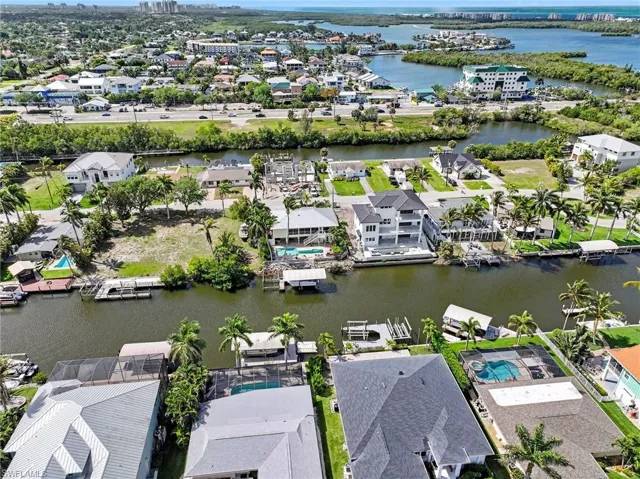 Wide Water Canal & Direct Gulf Access!