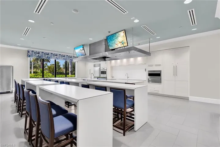 16318 Vivara Pl, Bonita Springs, Florida 34135