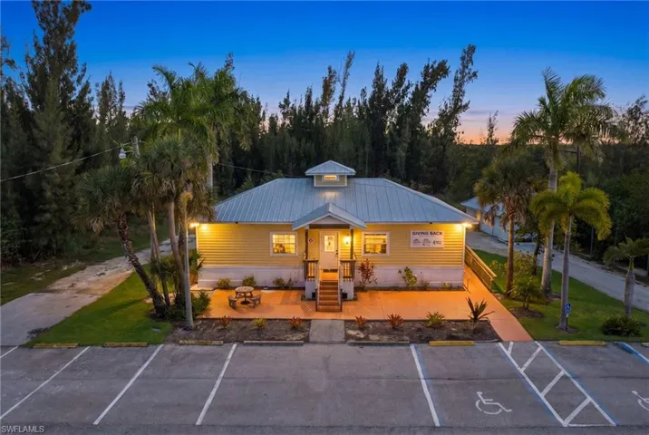 3640 Pine Island Rd, Cape Coral, Florida 33991
