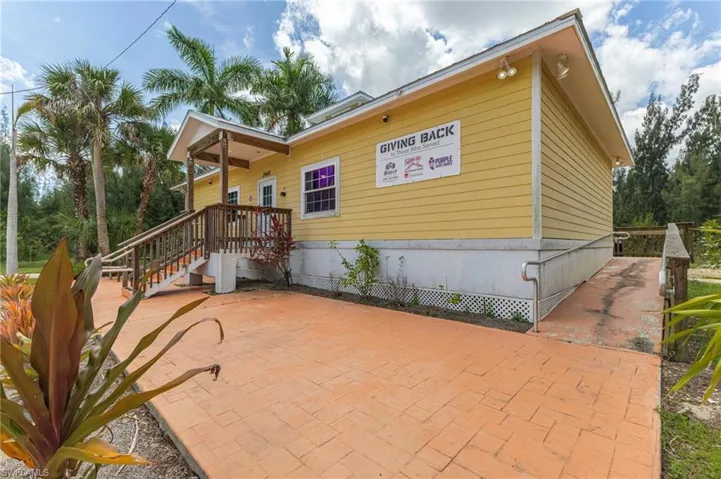3640 Pine Island Rd, Cape Coral, Florida 33991