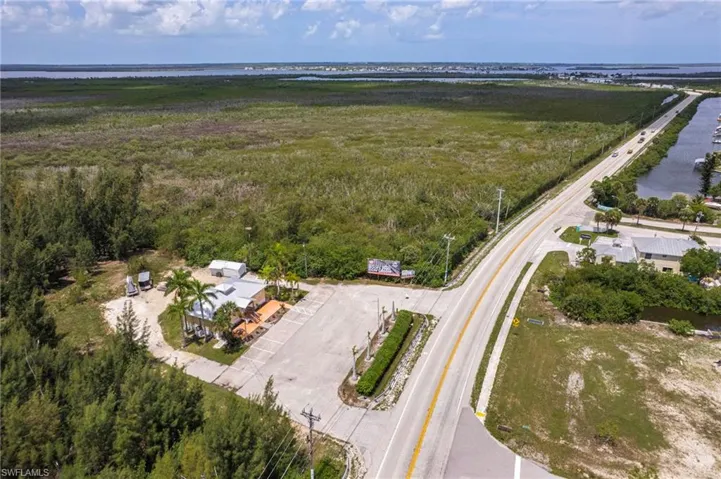 3640 Pine Island Rd, Cape Coral, Florida 33991