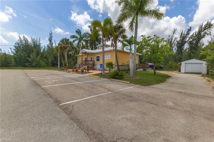 3640 Pine Island Rd, Cape Coral, Florida 33991