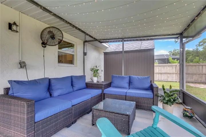 2593 Poinciana St, Naples, Florida 34105