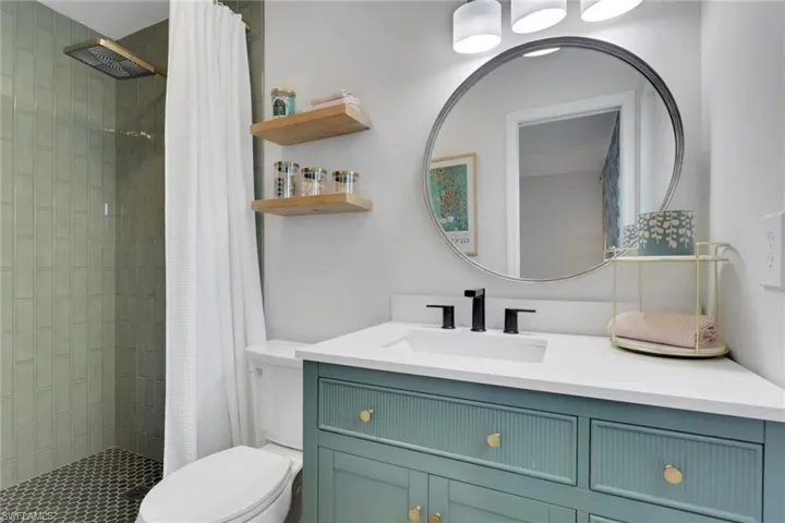 2593 Poinciana St, Naples, Florida 34105