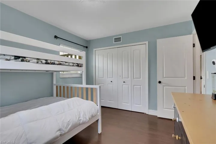 2593 Poinciana St, Naples, Florida 34105