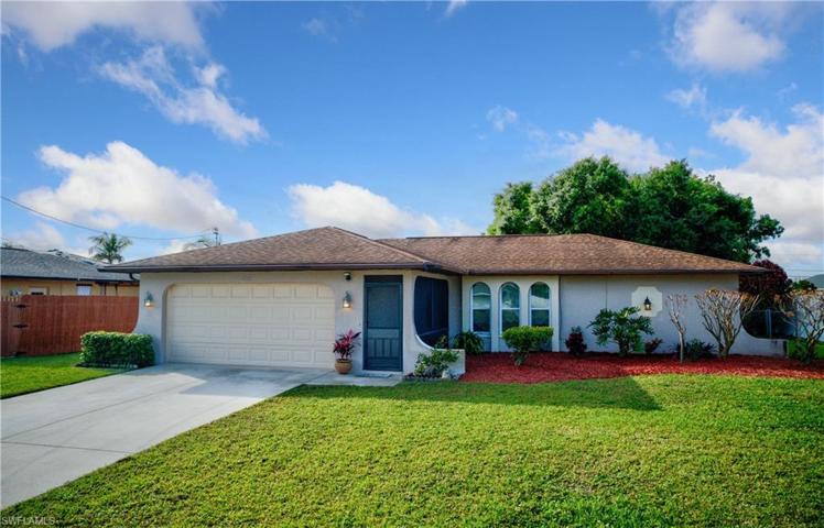 1032 NE Van Loon LN, CAPE CORAL FL 33909