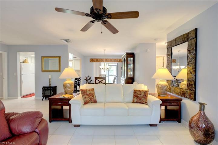 1032 NE Van Loon LN, CAPE CORAL FL 33909