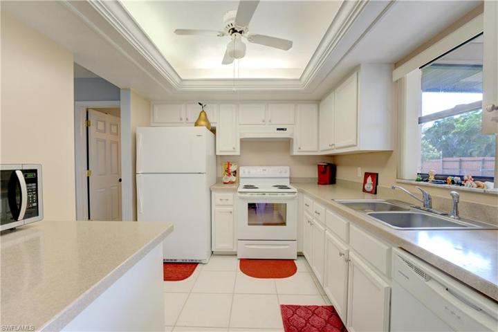 1032 NE Van Loon LN, CAPE CORAL FL 33909