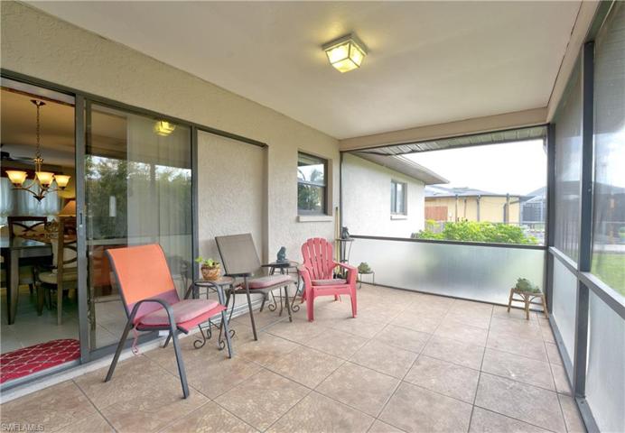 1032 NE Van Loon LN, CAPE CORAL FL 33909