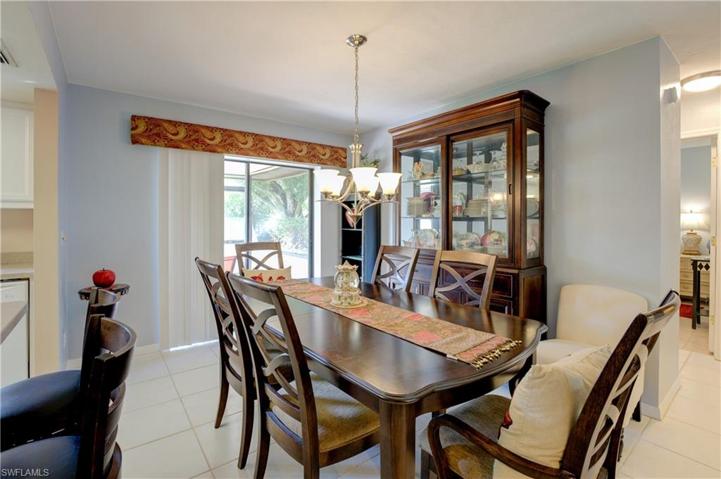 1032 NE Van Loon LN, CAPE CORAL FL 33909