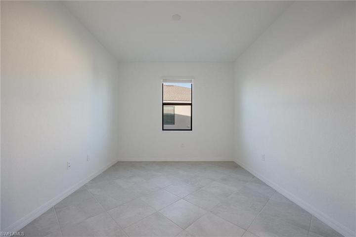 3417 Nombella CT, FORT MYERS FL 33905