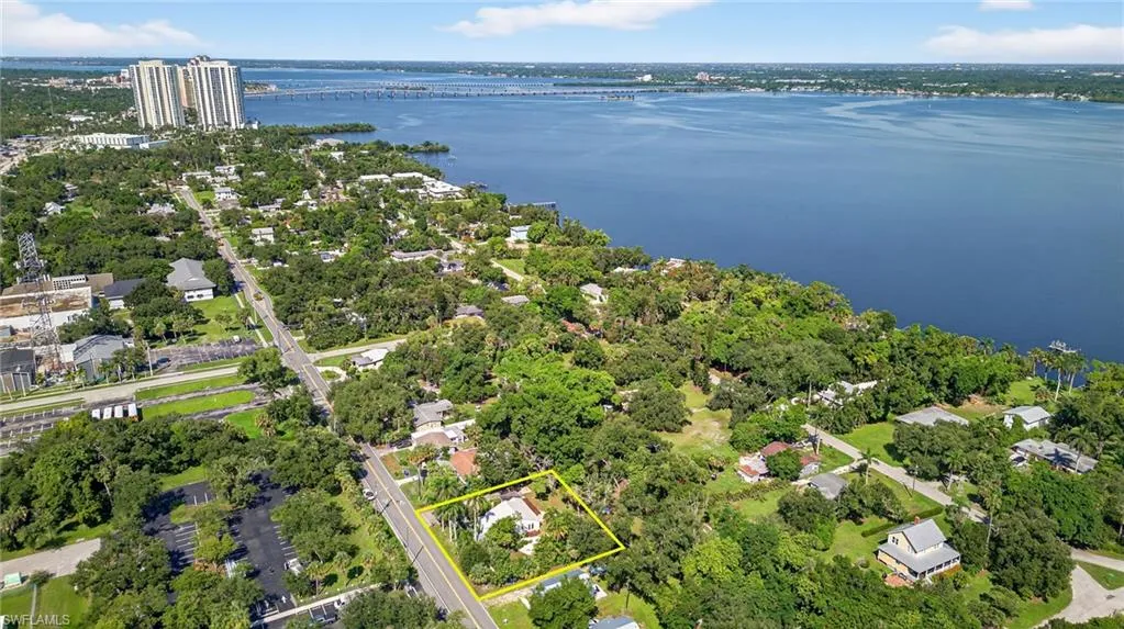 3461 Edgewood AVE, Fort Myers, FL 33916,225063507
