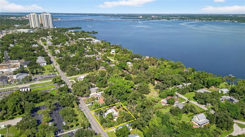 View of property location featuring river and property boundaries highlighted