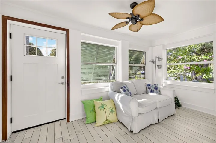 Sunroom/Florida Room