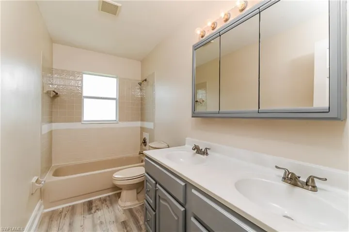 302 3rd St, Cape Coral, Florida 33990