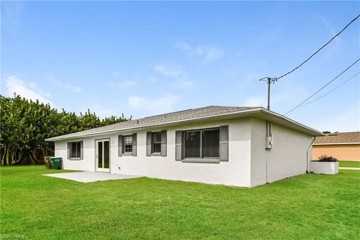 302 3rd St, Cape Coral, Florida 33990