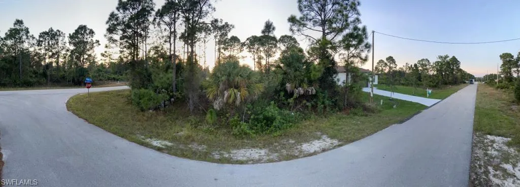 744  Chapman S AVE, Lehigh Acres, FL 33974