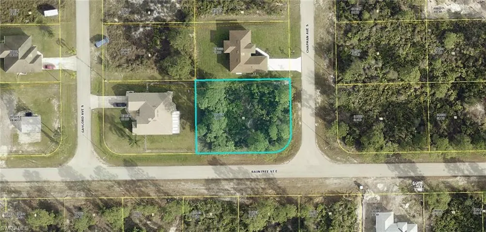 744  Chapman S AVE, Lehigh Acres, FL 33974