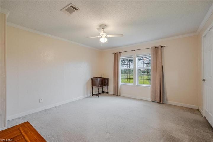 5681  Pangola  RD, FORT MYERS, FL 33905