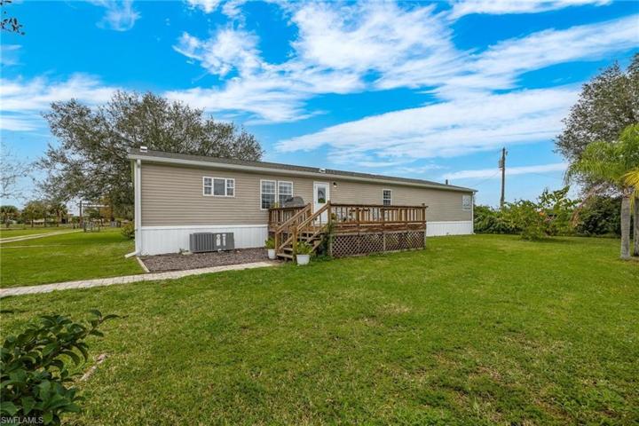 5681  Pangola  RD, FORT MYERS, FL 33905