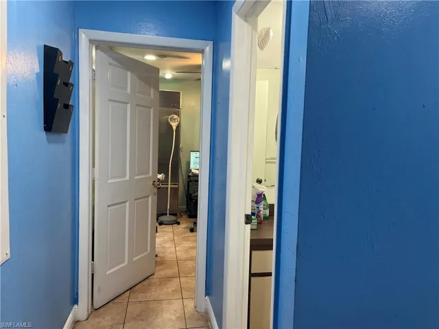 Office - restroom with shower