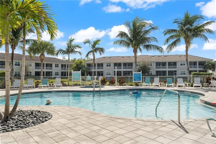 6966  Avalon  CIR, Naples, FL 34112