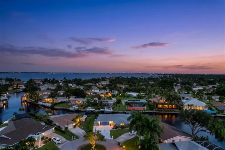 5943 Baker Ct, Fort Myers, Florida 33919