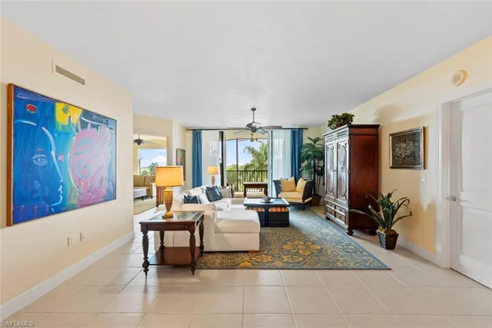 1060 Borghese Ln 403, Naples, Florida 34114