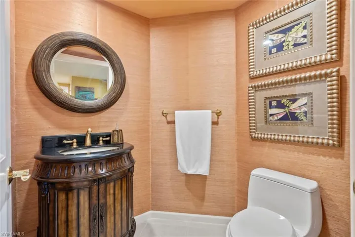 1060 Borghese Ln 403, Naples, Florida 34114