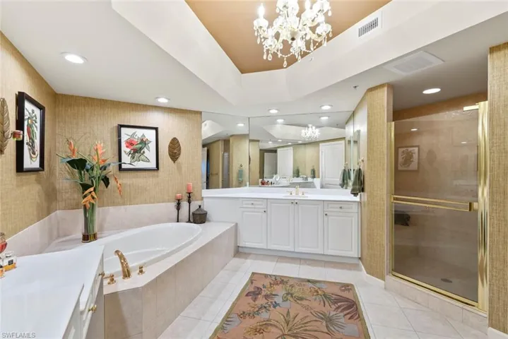 1060 Borghese Ln 403, Naples, Florida 34114