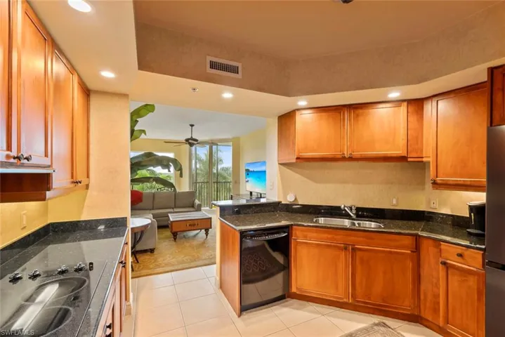 1060 Borghese Ln 403, Naples, Florida 34114