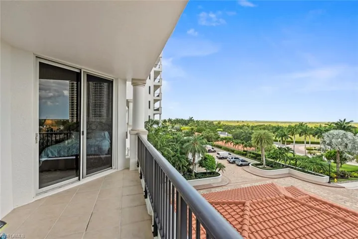 1060 Borghese Ln 403, Naples, Florida 34114