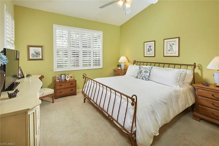 6275  Wilshire Pines  CIR, Naples, FL 34109