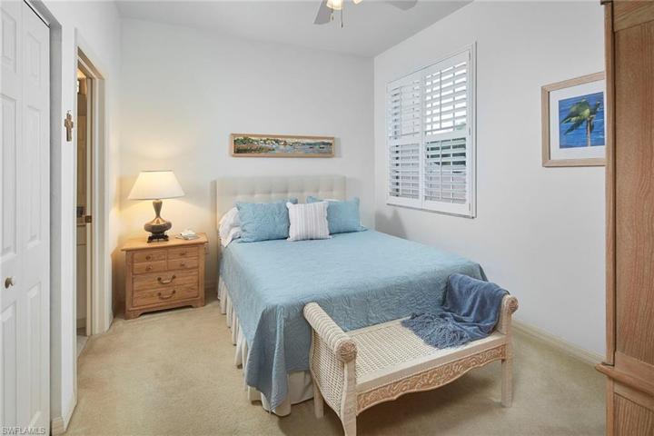 6275  Wilshire Pines  CIR, Naples, FL 34109