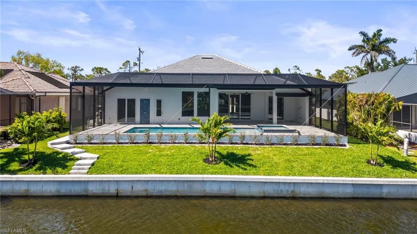 2304 SW 38th  TER, Cape Coral, FL 33914